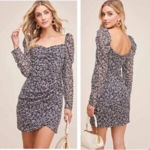 ASTR the label ruched sweetheart mini Floral Long Sleeve Dress